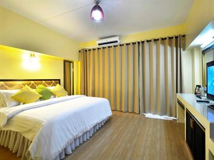 568321_14060517120019721117_STD